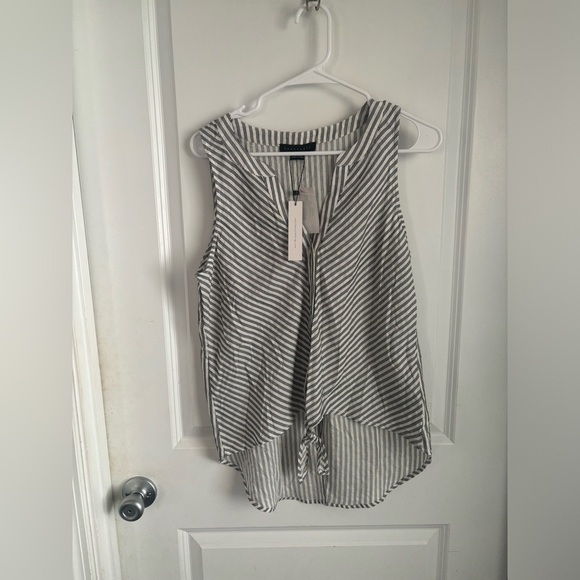 Sanctuary Sleeveless Top - Picture 1 of 4